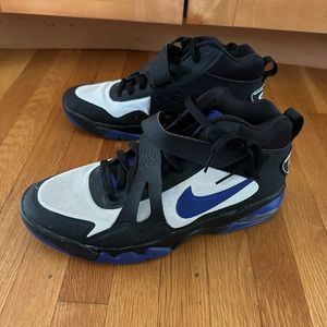 Nike Air Force Max CB 2 HYP Basketball Charles Barkley 616761-001 Mens Size 11.5